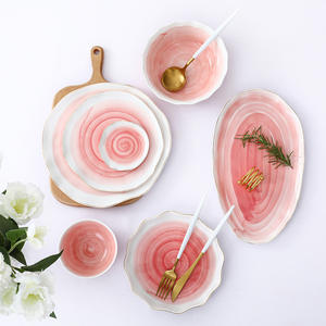 Nouveauté 2024 Service de table moderne de luxe en céramique durable Assiette ronde avec design marbré Vaisselle en porcelaine Mariages - Product Image 4