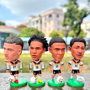 Figurine de football en PVC 2026, statue bobblehead personnalisée faite à la main, artisanat en résine, figurine de joueur de football bobblehead - Product Image 1