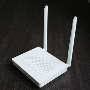 ขายส่งจากโรงงาน ZC-521X6R GPON EPON Dual Mode XPON ONT AX3000 WiFi6 ฟังก์ชั่น Mesh 4GE 1POTS USB โมเด็มออปติคอลไร้สายสำหรับไฟเบอร์ - Product Image 3