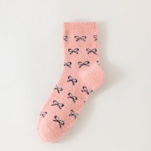 รองเท้าแตะขนฟูนุ่มสำหรับผู้หญิง, ถุงเท้าใส่ในบ้านใส่ในฤดูหนาว - Product Image 6