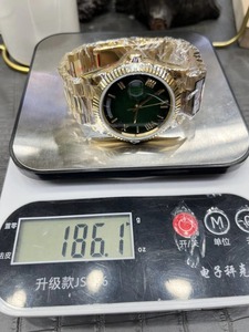 Qf Nhà Máy 40Mm Tự Động Đồng Hồ Vàng Trường Hợp Màu Xanh Lá Cây Quay Số Nặng Thiết Kế 186G Mens Đồng Hồ Đeo Tay Lịch - Product Image 3