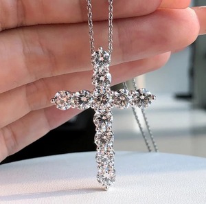 Indian Manufactured Moissanite Pendant Necklace High Fire Gemstone Jewelry For Daily Wear Available At Best Market Price - Product Image 6