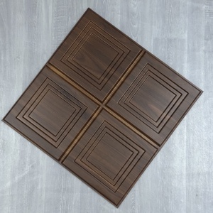 Panneaux muraux 3D à prix d'usine, imitation bois noir, carreaux intérieurs, plafond, panneau décoratif en PVC pour salon, <span class=keywords><strong>fond</strong></span> <span class=keywords><strong>de</strong></span> canapé - Product Image 2