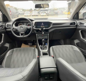 Volkswagen <span class=keywords><strong>T</strong></span>-<span class=keywords><strong>Cross</strong></span> 2020 280TSI DSG Comfort Edition Usata, SUV Economico per Esportazione, Auto di Seconda Mano da Concessionaria - Product Image 5