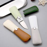 Gadget de cuisine manuel en acier inoxydable 2-en-1 Outil en métal durable et efficace pour la coupe et l'épluchage des fruits et légumes
