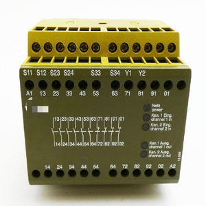 Controlador de Relé de Seguridad Plc PST 4 24V 6S4 720300 - Product Image 1