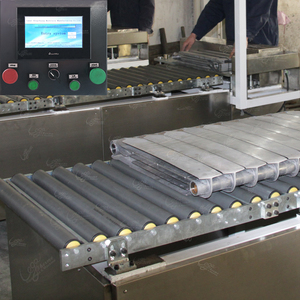 Fabrication de <span class=keywords><strong>radiateur</strong></span> de coulée sous pression de contrôle PLC semi-automatique Moteur de broche principal gauche 1.8 kw machine d'assemblage de <span class=keywords><strong>radiateur</strong></span> spécial - Product Image 4