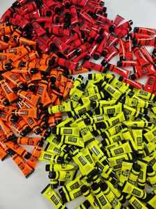 สีเพ้นท์หน้าและผิวกายเรืองแสงในที่มืดแบบยูวี สีรุ้งวิบวับ สำหรับแต่งหน้าฮาโลวีน อุปกรณ์เพ้นท์ร่างกาย - Product Image 6