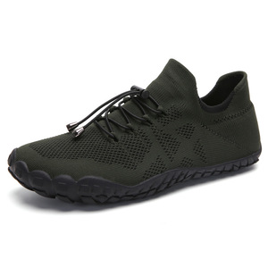 Nuove grandi <span class=keywords><strong>scarpe</strong></span> da trekking wading nuoto <span class=keywords><strong>scarpe</strong></span> da trekking all'aperto arrampicata su roccia sport escursionismo <span class=keywords><strong>scarpe</strong></span> da <span class=keywords><strong>uomo</strong></span> - Product Image 3