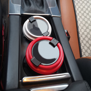 Cendrier de <span class=keywords><strong>voiture</strong></span> rond en plastique coloré avec couvercle, anti-odeur, support pour tasse à café, briquets et accessoires pour fumeurs - Vente en gros - Product Image 4