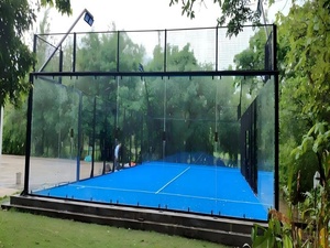 Terrain de padel panoramique complet tendance 2026 avec structure en acier galvanisé, verre trempé et gazon artificiel pour usage intérieur et extérieur - Product Image 3