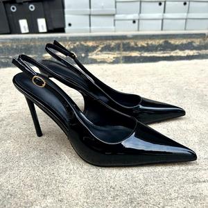 Sandalias <span class=keywords><strong>de</strong></span> tacón <span class=keywords><strong>de</strong></span> aguja con punta y tira trasera <span class=keywords><strong>de</strong></span> PU patentado para mujer, modelo 2025, para bodas y fiestas <span class=keywords><strong>de</strong></span> otoño, versátiles, <span class=keywords><strong>de</strong></span> una sola tira. - Product Image 4