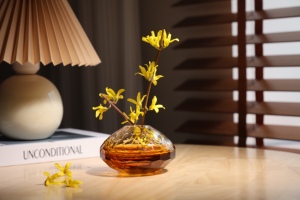Vase en verre de Murano brun soufflé à la main Design Art déco avec vent simple Artisanat Design artistique de table - Product Image 4