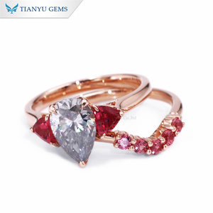 Tianyu gemas color piedra preciosa paloma <span class=keywords><strong>sangre</strong></span> laboratorio rubí con gris mossanite laboratorio <span class=keywords><strong>diamante</strong></span> Rosa anillos <span class=keywords><strong>de</strong></span> oro conjunto para mujeres - Product Image 2