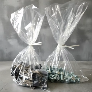 Sac en plastique plat LDPE durable et recyclable multi-usages avec bande auto-adhésive pour le rangement des vêtements (vente en gros) - Product Image 1