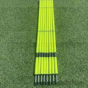 Poteaux d'entraînement de football réglables - Piquets de sol à ressort de 180 cm pour exercices d'agilité et de dribble au football, utilisation multisports - Product Image 1