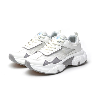 <span class=keywords><strong>Scarpe</strong></span> da gita estive di moda con fondo spesso da donna bianche sportive in mesh traspirante - Product Image 2