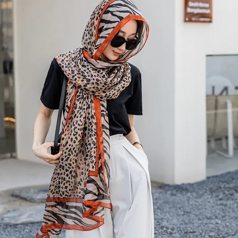 Cachecol de seda luxuoso para mulheres, protetor solar para viagens, cachecol longo e elegante de cetim