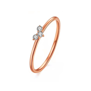 Bague géométrique triangulaire à trois couches pour femme, d'inspiration coréenne, avec pierres de laboratoire, pour la mode quotidienne, cadeaux d'anniversaire, en cuivre - Product Image 1
