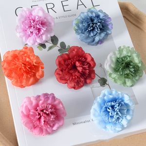 Fermaglio per Capelli con Fiore di Garofano Artificiale, Artigianato Fatto a Mano, Stile Naturale, Ecologico, per Matrimoni, Celebrazioni e Casa - Product Image 1