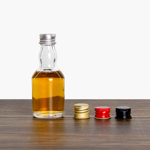 <span class=keywords><strong>Bouteille</strong></span> à liqueur en verre transparente mini 50 ml avec bouchon à vis en aluminium pour l'emballage de spiritueux - <span class=keywords><strong>Prix</strong></span> usine - Product Image 1