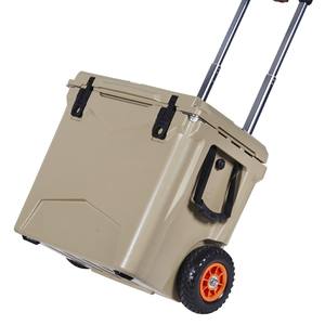 Glacière isotherme Kuer Cooler 45L rotomoulée avec roues, étanche, pour le camping et la pêche - Product Image 4