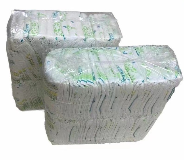 Adult Diapers for Elderly Free Sample High Absorbent Hospital Incontinent Diaper China Supplier Wholesale OEM Unisex Qingdao