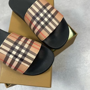 Pantuflas de Alta Calidad para Hombre y Mujer, Zapatos Casuales Antideslizantes, Pantuflas Modernas para Hombre y Mujer, Sandalias de Playa - Product Image 2