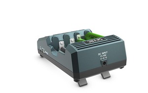Chargeur | |   SkyRC MC3000 |   Pour batteries NiMH, NiCd, NiZn, <span class=keywords><strong>Eneloop</strong></span>, Lithium-Ion, LiIo4.35, LiFePO4, RAM, LTO, Na-ion - Product Image 3