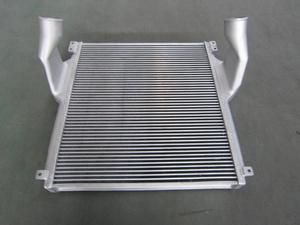 <span class=keywords><strong>Intercooler</strong></span> OEM ME298023 ME291755 pour <span class=keywords><strong>Mitsubishi</strong></span> SUPER GREAT 6M70 8DC11 6D40 8DC9 6D24 - Product Image 4