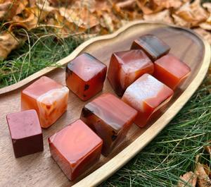 Cubo de Cristal de Cornalina Naranja de Alta Calidad - Piedra Preciosa para Equilibrar los Chakras de Reiki, para Decoración de Altar de Cristal, Venta al por Mayor - Product Image 1