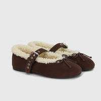Chaussures plates personnalisées pour femmes en daim de vache avec boucle, style ballerine décontractée, mocassins, fabricant de chaussures OEM à faible MOQ