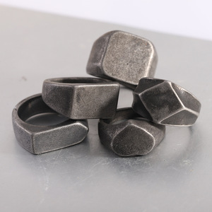 Fábrica Atacado <span class=keywords><strong>Retro</strong></span> Cor Prata Aço Inoxidável Geométrico Masculino Anel Presentes Jóias Rock Punk Anéis para Homens - Product Image 2