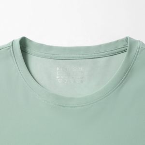 T-shirt décontracté à manches courtes pour hommes et femmes avec motif anime Tissu tricoté à motif numérique imprimé à séchage rapide dans un style formel - Product Image 4
