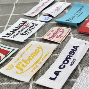 Etiqueta de algodón lavable con logotipo de marca privada personalizada de gran oferta, etiqueta tejida de tela de costura para ropa y bolsos - Product Image 3