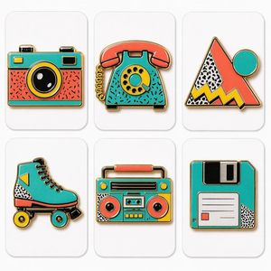 Imán de nevera metálico personalizado de Pop Art, esmaltado duro, con diseños retro de cámara, teléfono, boombox, patineta, imán de recuerdo con logotipo y empaque. - Product Image 3