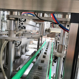 Équipement de remplissage d'huile de soja à pompe à engrenages automatique personnalisable, haute efficacité, pour bouteilles en verre, usine avec 20 ans d'expérience, pour PME - Product Image 2