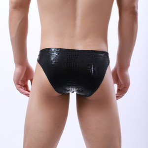Sous-vêtements en similicuir pour <span class=keywords><strong>homme</strong></span> - Boxer ultra-bas respirant en spandex, <span class=keywords><strong>sexy</strong></span>, avec côtés étroits, effet push-up, rehaussement de la bosse, vente en gros OEM - Product Image 4