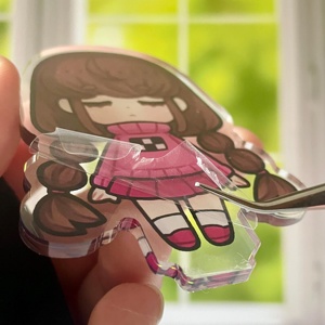Support en acrylique OEM ODM Yume Nikki Chibi, impression double face, 3 pièces - Product Image 3