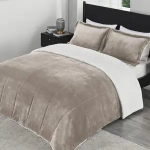 Custom 2024 Sherpa Velvet Micro Plush Mink Sherpa Fleece Thick Bedding Sheet Duvet Cover Set Quilt Bedding Set For Family