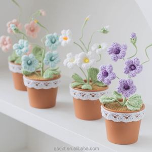 Decoración para Auto, Flor de Fresia Tejida a Mano, Planta en Maceta de Crochet Hecha a Mano - Product Image 3