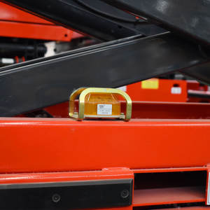 Plataforma elevadora de tijera de bajo mantenimiento, fácil de servicio con herramientas y piezas localmente disponibles - Product Image 3