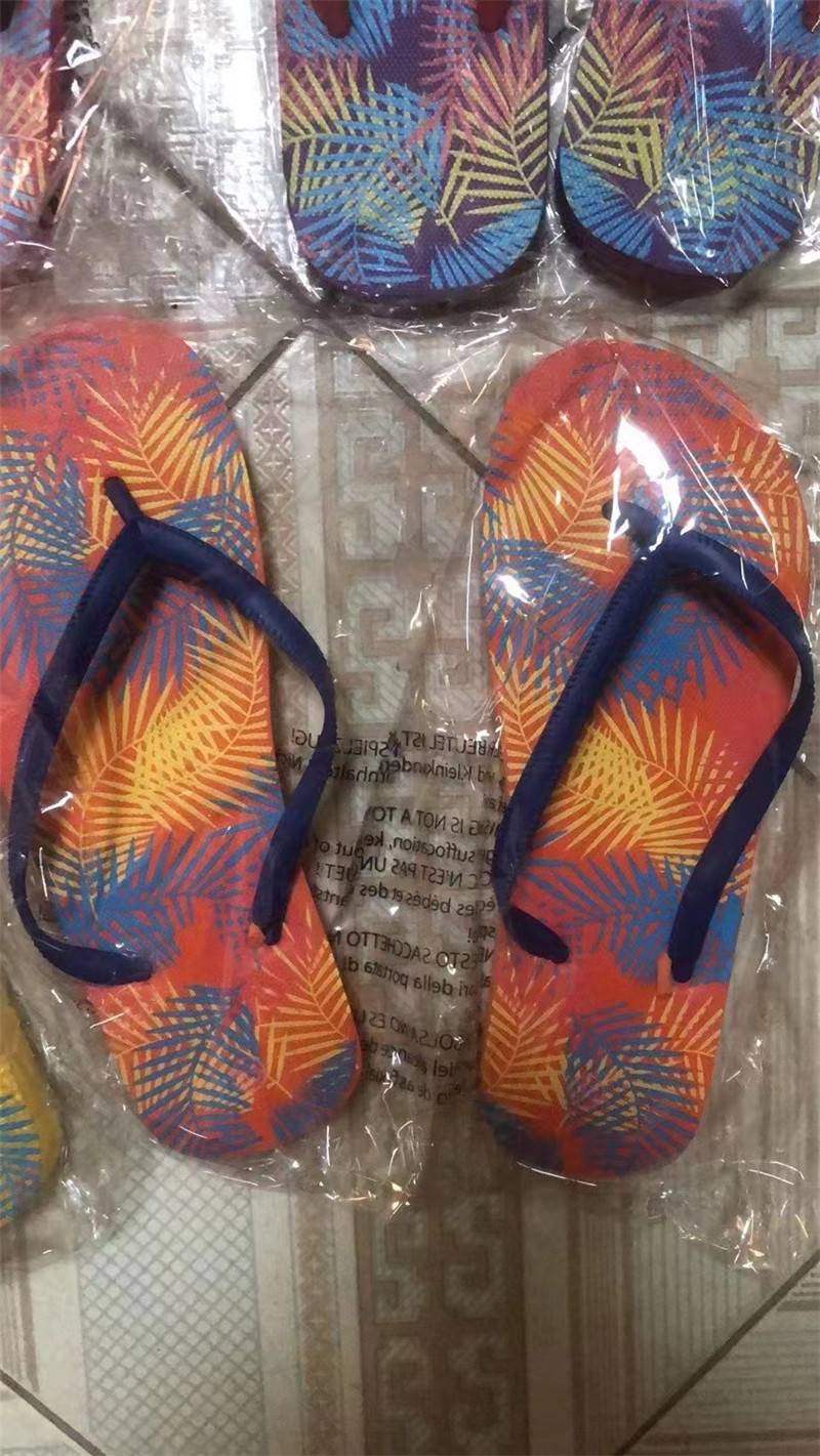Wholesale PE Outsole PVC Strap Beach Flip Flops Rubber Sandals Men Slipper Filpflops