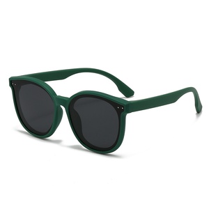 <span class=keywords><strong>Gafas</strong></span> <span class=keywords><strong>de</strong></span> Sol Infantiles para Exteriores, Protección UV400, Polarizadas, Protección Ocular, Color Rojo, Azul y Rosa para Niños y Niñas, Marco <span class=keywords><strong>de</strong></span> PC, Lentes TAC - Product Image 3