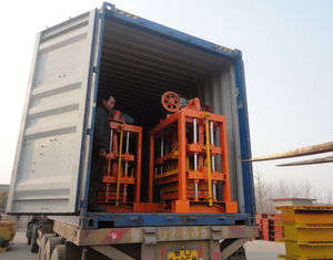 เครื่องทำบล็อกคอนกรีตอัตโนมัติรุ่น QTJ4-26C, เครื่องทำอิฐปูพื้นพร้อมเครื่องวางซ้อนอัตโนมัติ - Product Image 5