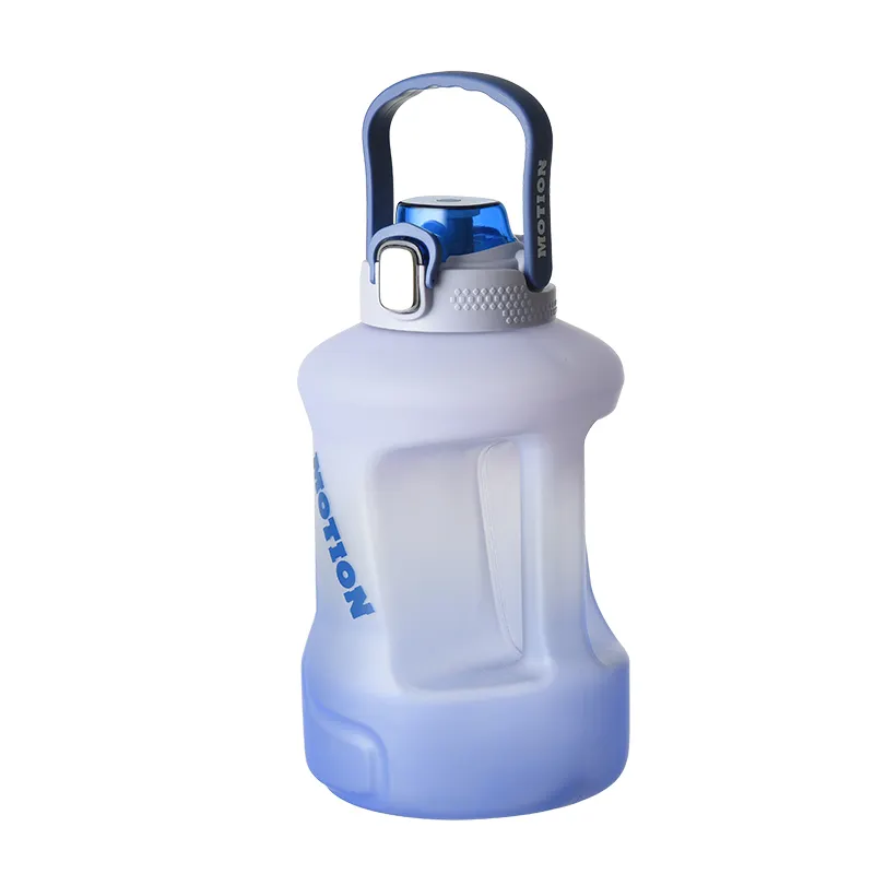 מפעל סיטונאי BPA משלוח מותאם אישית לוגו 1600ml פלסטיק ספורט בקבוק שתיית כוס ספורט בקבוק