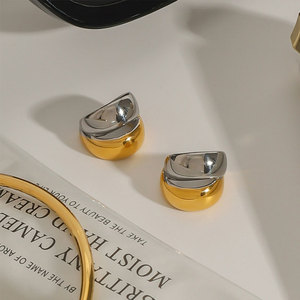 ต่างหูแฟชั่นดีไซน์เนอร์เคลือบทอง 14k 18k PVD ไม่ลอก 316l สแตนเลสสตีลรูปตัว C คู่ สำหรับผู้หญิง ไม่ต้องเจาะหู - Product Image 3