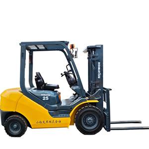 최저가 100% 일본 정품 중고 코마츠 2.5톤 디젤 지게차, 우수한 성능과 좋은 작업 성능을 가진 중고 코마츠 지게차 - Product Image 1