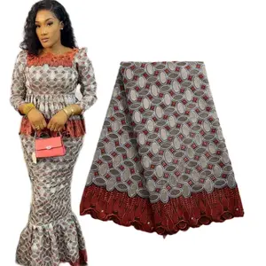 Venda quente de renda de algodão suíço africano para mulheres bordado tecido de renda de algodão seco nigeriano para vestido 2324