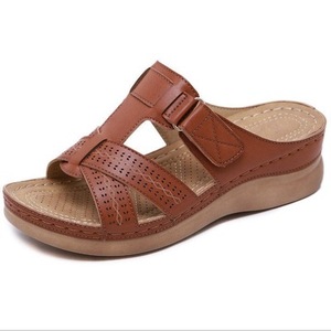 <span class=keywords><strong>Sandali</strong></span> con Zeppa da Donna Estate 2021, <span class=keywords><strong>Sandali</strong></span> <span class=keywords><strong>Ortopedici</strong></span> Premium a Punta Aperta, Scarpe Vintage Antiscivolo in Pelle, Casual Femminili con Piattaforma Retrò - Product Image 2